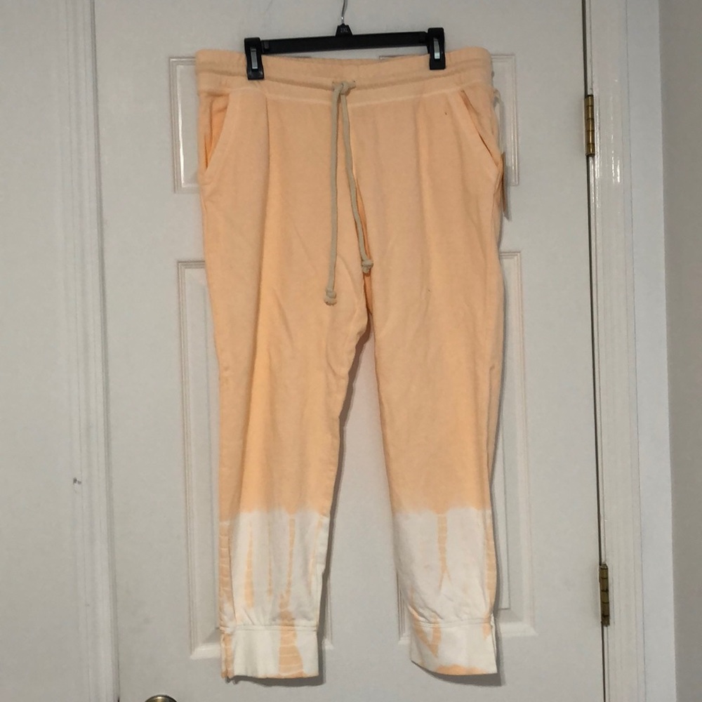 Universal Thread Sweats